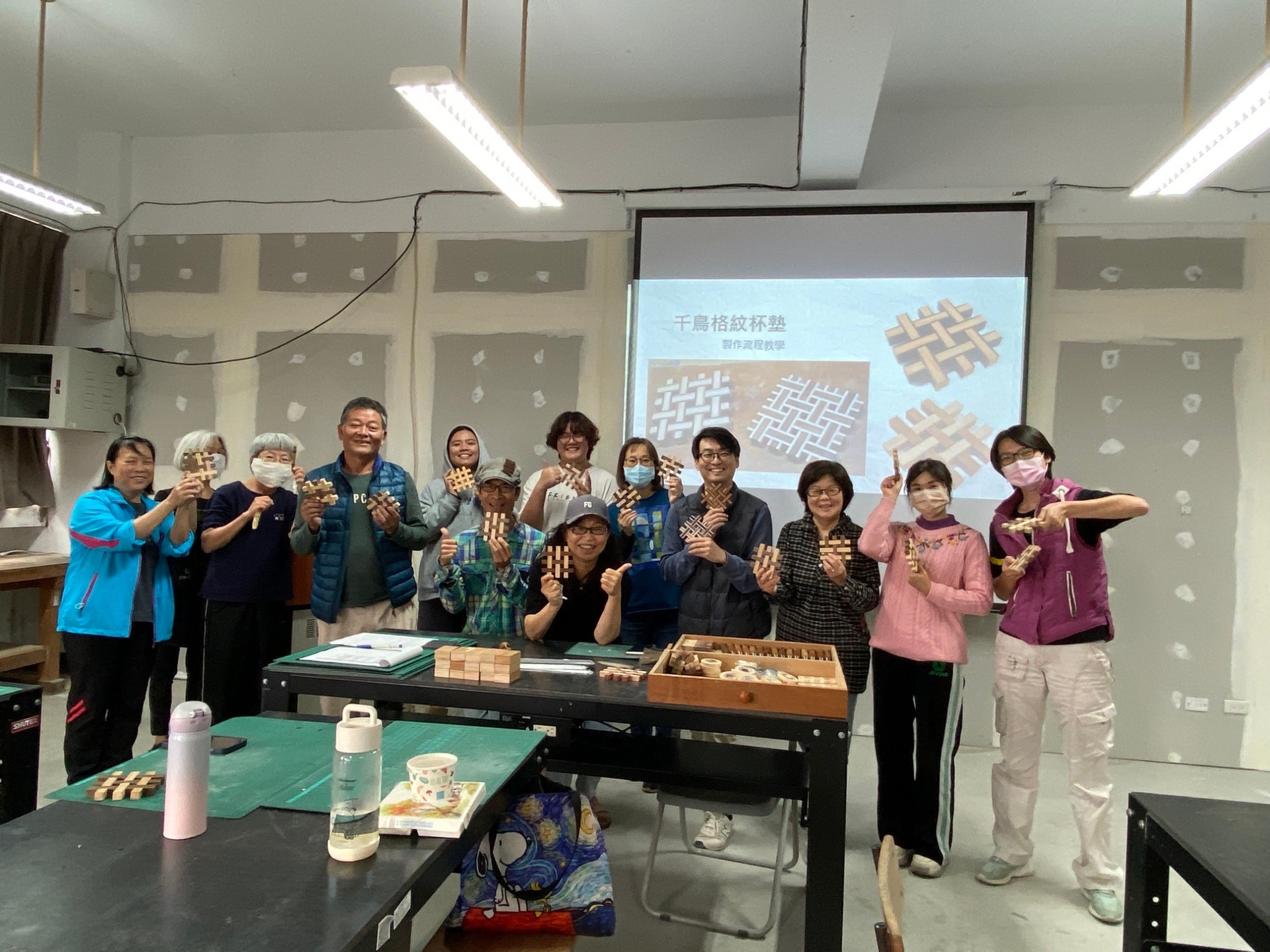 113年12月15日假日教師技職教育體驗營－千格紋杯墊圖片