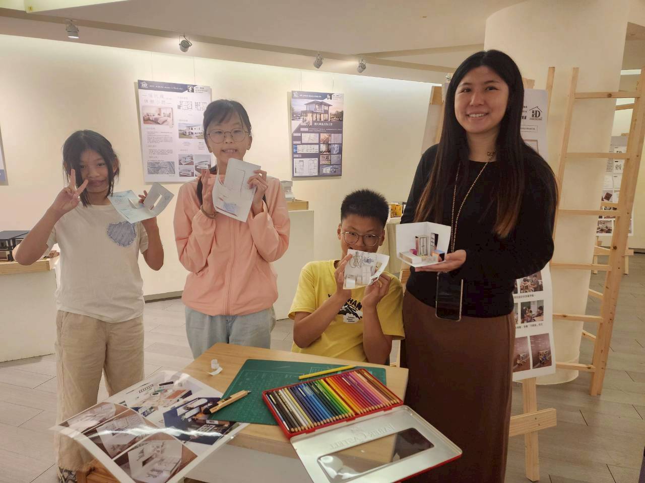 114學年度東專室設科畢業班【依然】設計成果展圖片